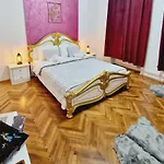 Royal 5* Mansion Near Square * Cluj-Napoca