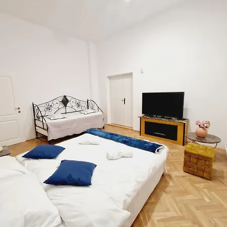 Willa Royal 5* Mansion Near Square
