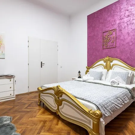 فيلة Royal 5* Mansion Near Square *