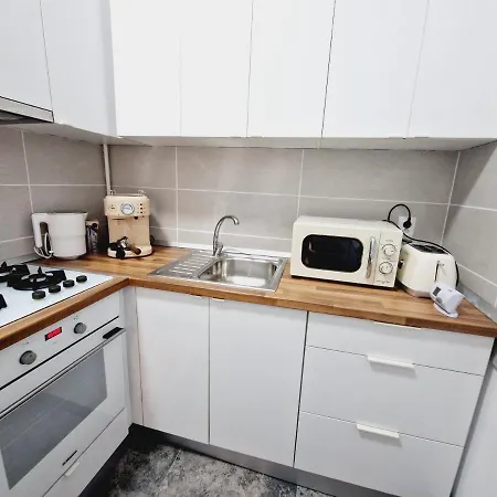 Royal 5* Mansion Near Square كلوج-نابوكا