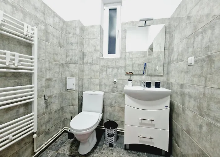 Royal 5* Mansion Near Square Villa