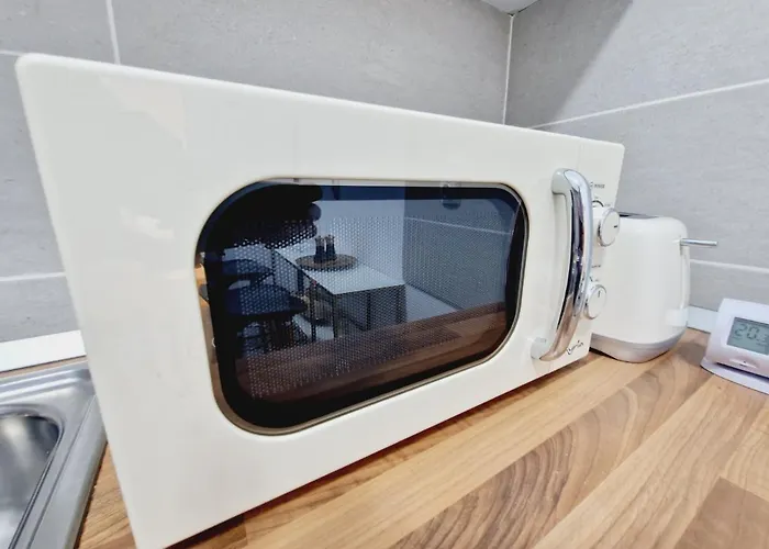 Royal 5* Mansion Near Square