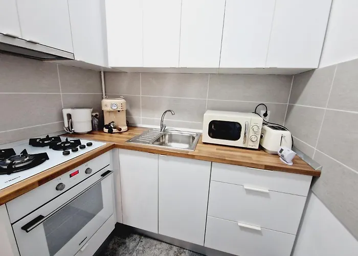 Royal 5* Mansion Near Square Kluž