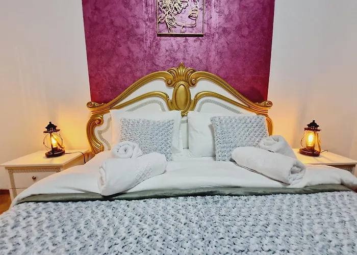 Villa Royal 5* Mansion Near Square