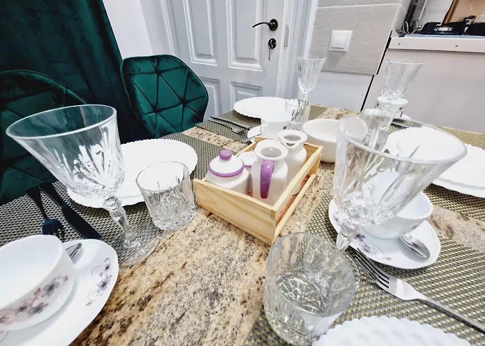 Royal 5* Mansion Near Square Kluž